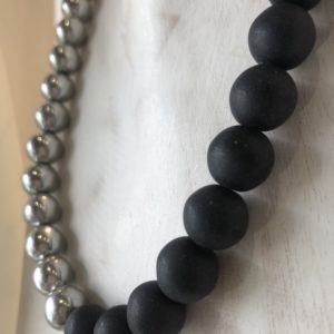 Collana basic black